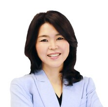 Youn Kyeng Song